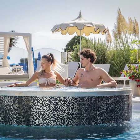 Baia Del Mar Beach Boutique Hotel-3