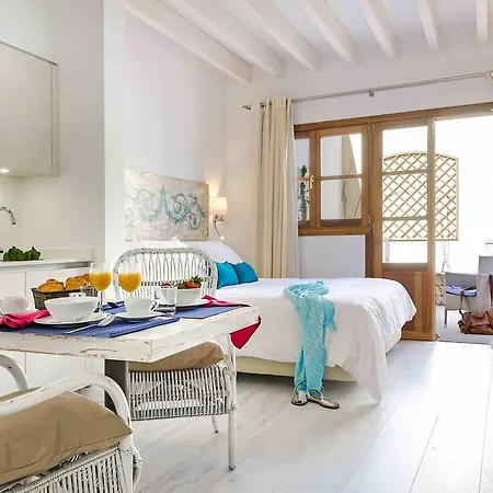 Staycatalina Boutique Hotel-Apartments-3