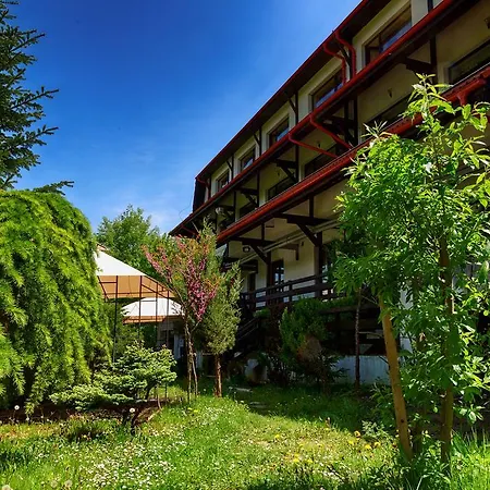 The Garden Resort-3
