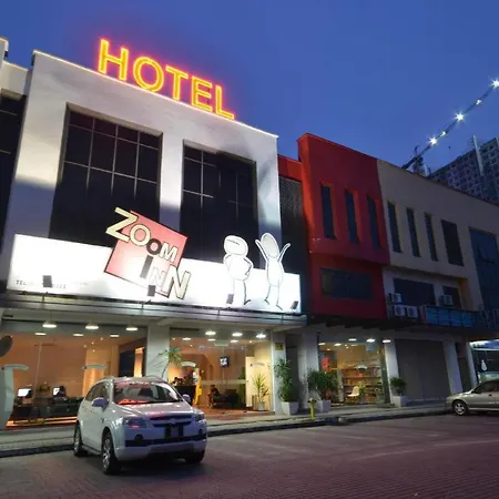 Zoom Inn Boutique Hotel By Ardens - Danga Bay-3