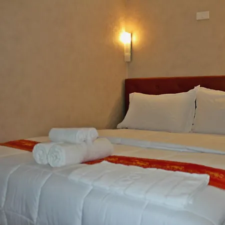 Everest Boutique Hotel-2