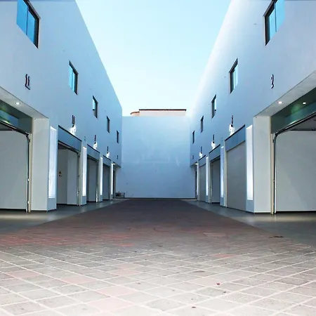 Le Boutique By Cobo'S-2