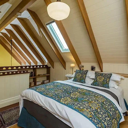 Old Bank Boutique Hotel-3