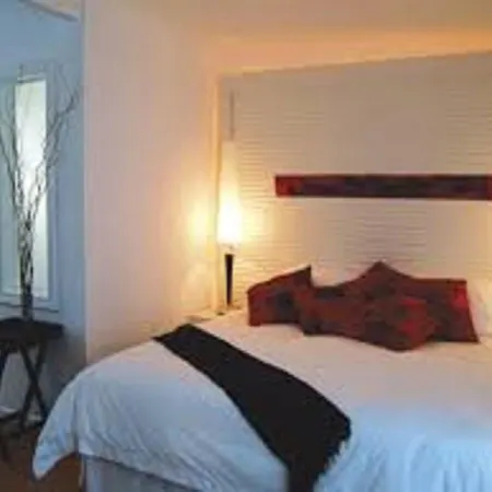 Kingslyn Boutique Guest House-3