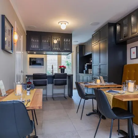 Exlibris Boutique Hotel-3