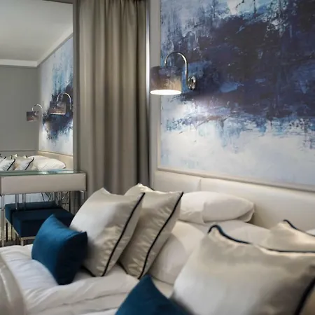 Boutique Hotel Center-2