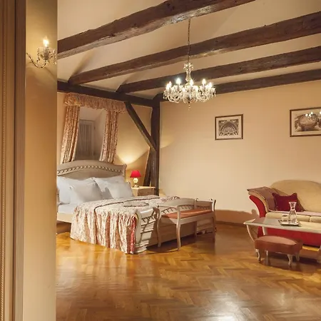 Boutique Hotel Constans-3