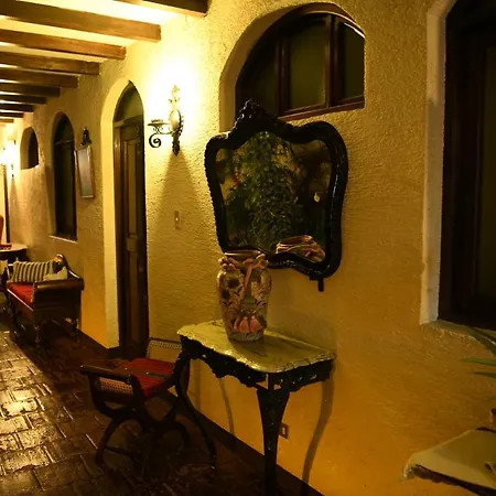 Casa Florencia Hotel-3