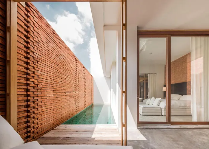 Sala Ayutthaya Hotel