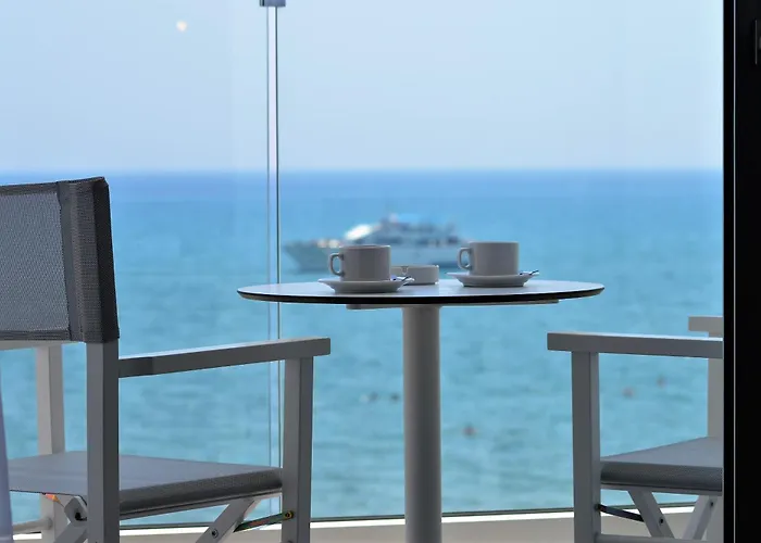 Island Boutique Hotel Larnaca