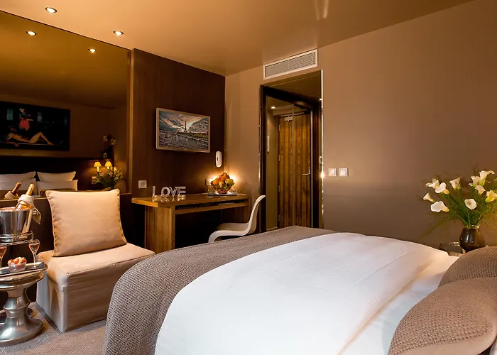 B Montmartre Hotel Paris