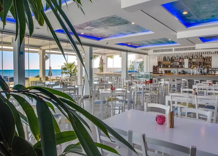 Island Boutique Hotel Larnaca