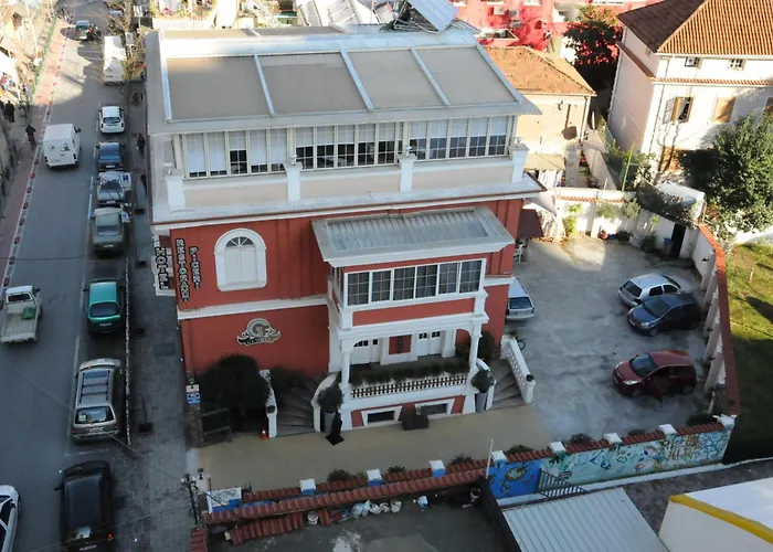 Hotel Boutique Restaurant Gloria Tirana