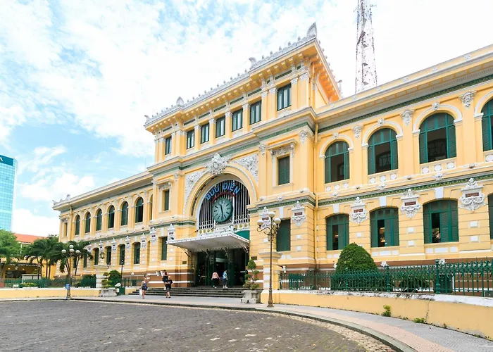 Galaxy Boutique Sai Gon Central Hotel TP. Hồ Chí Minh
