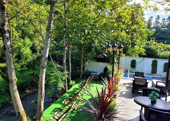 River Boutique Hotel Batum