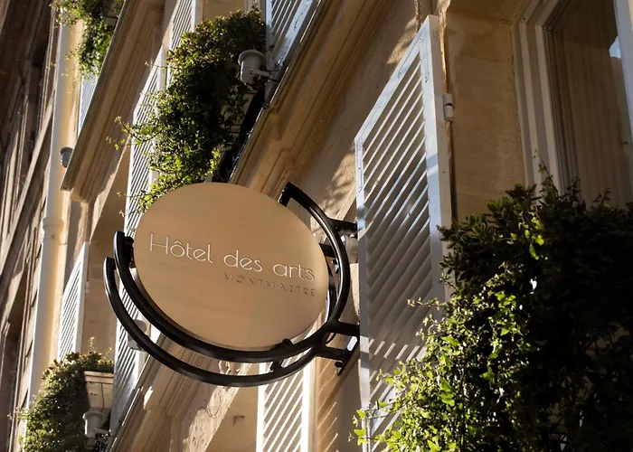 Hotel Des Arts Montmartre Paris