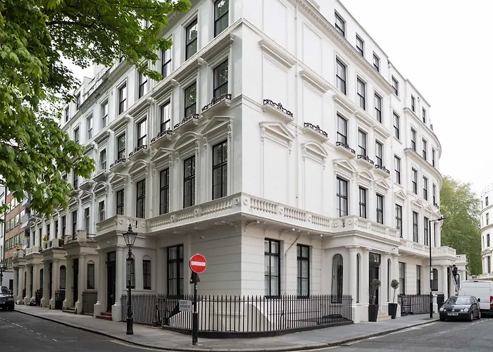Inhabit Queen'S Gardens, A Member Of Design Hotels London