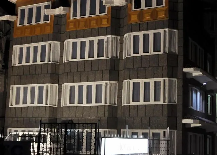 Hotel Pacific Srinagar 
