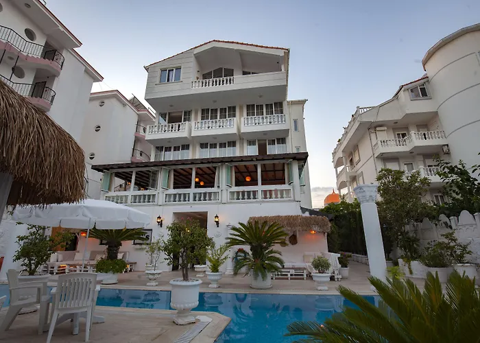 Conny'S Hotel (Adults Only) Side