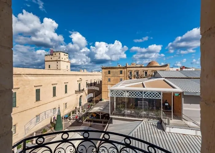 Hpm Pjazza Merkanti - Boutique Living Valletta