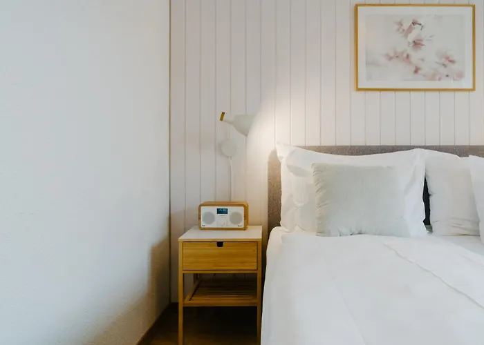 La Belle Vue Boutique Hotel & Cafe Spiez