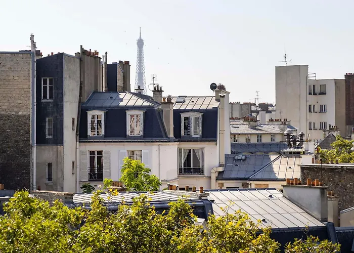 Hotel De Banville Paris