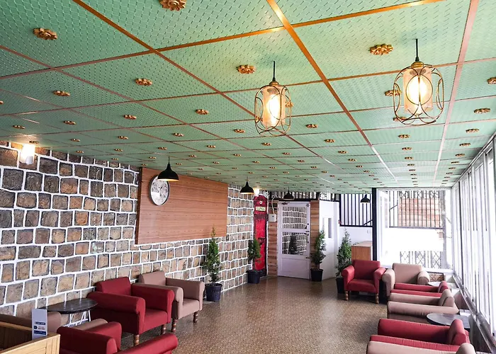 The Three Oaks Boutique Hotel Mussoorie