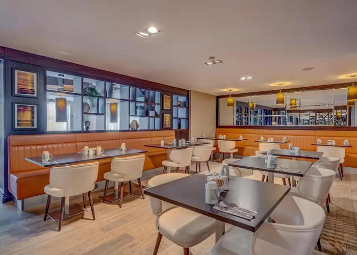 Doubletree By Hilton London Ealing Hotel