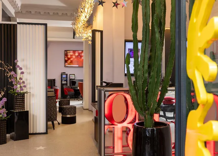 Hotel Du Triangle D'Or Paris