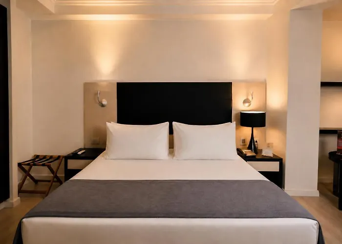 Hotel Sommelier Agustinas Santiago
