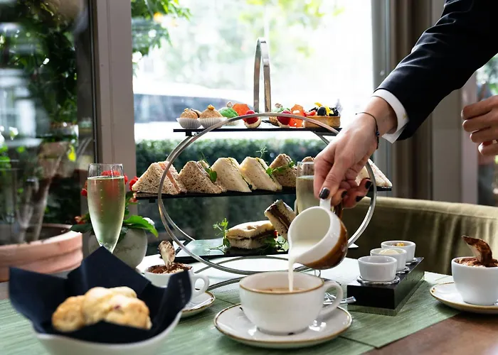 Hotel Xenia, Autograph Collection London