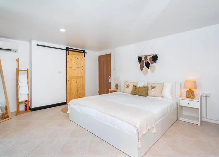 Kata Station Boutique Hotel