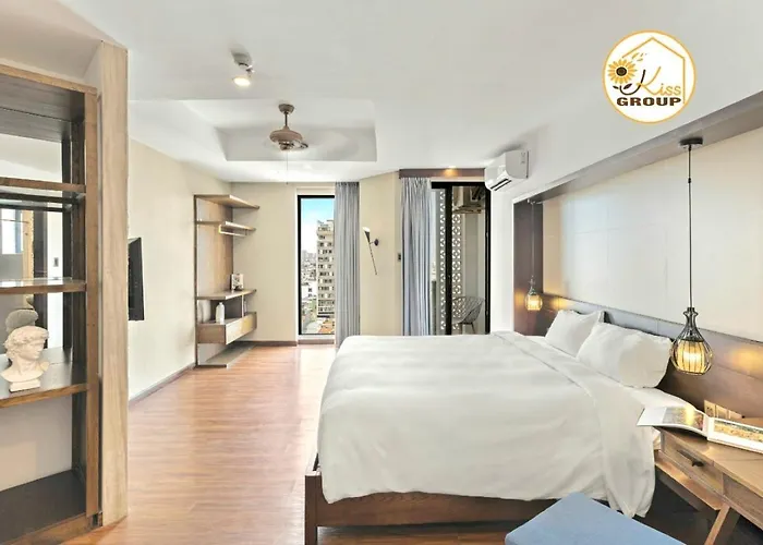 Tokyo Boutique Front Beach Hotel Danang