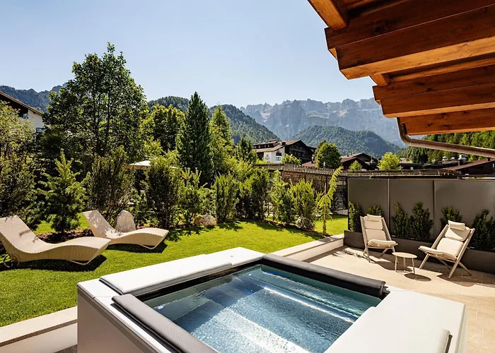 Boutique Hotel Nives - Luxury & Design In The Dolomites Sëlva