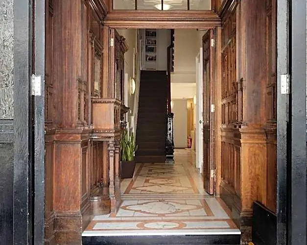 The Cleveland Hotel London
