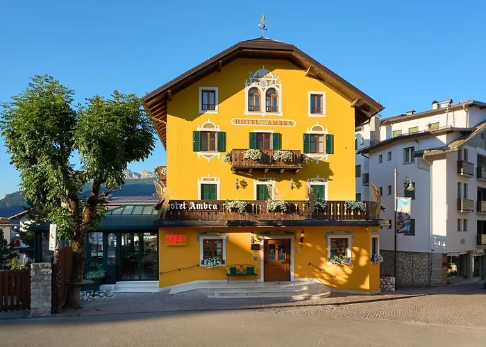 Ambra Cortina Luxury&Fashion Hotel Cortina dʼAmpezzo
