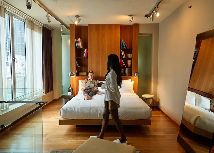 Chambers Hotel Central Park South, Sonder By Marriott Bonvoy New York
