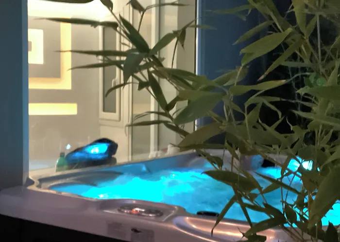 Athens Warehouse Boutique Hotel & Suites