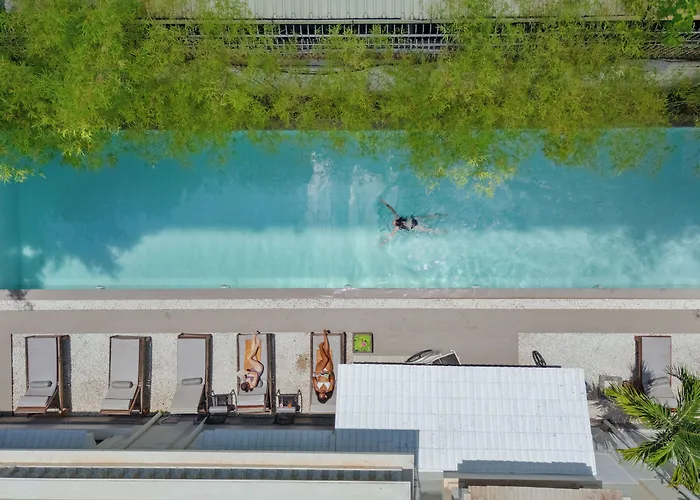 White Mansion 白色公馆 Hotel Phnom Penh
