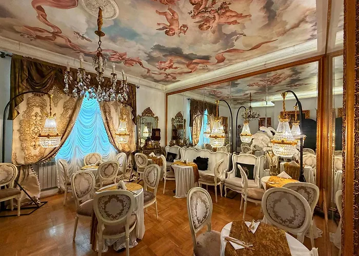 Conacul Coroanei Luxury Boutique Hotel Bucarest
