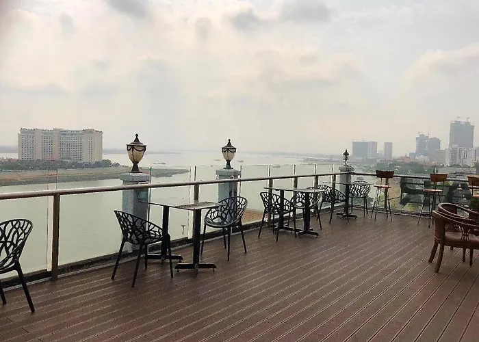 Positano Boutique Hotel & Sky Bar Phnom Penh