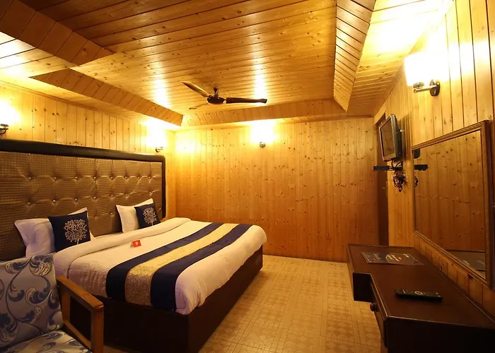 Lake Resort Boutique At Dal Lake Srinagar 