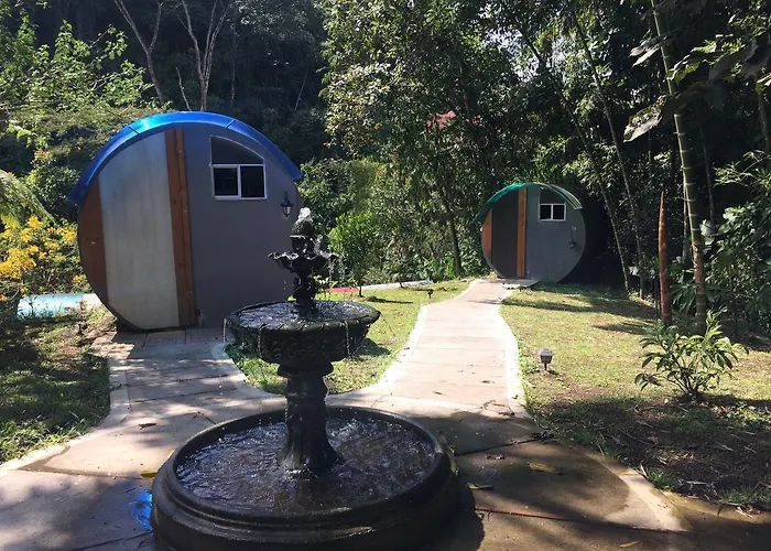 Charco Corazon Villa Jardín
