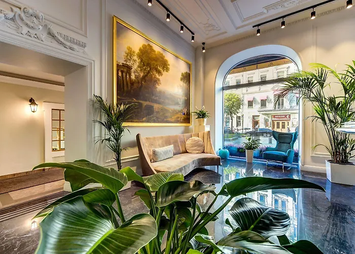 Golden Triangle Boutique Hotel Saint Petersburg
