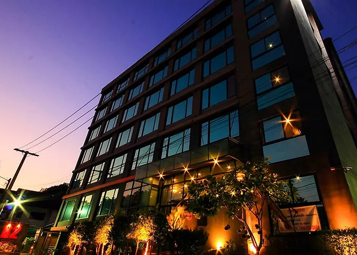 B2 Bangkok - Srinakarin Hotel