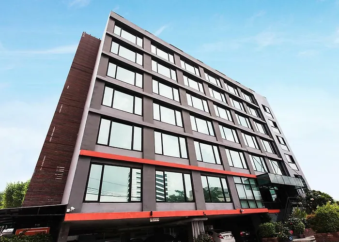 B2 Bangkok - Srinakarin Hotel