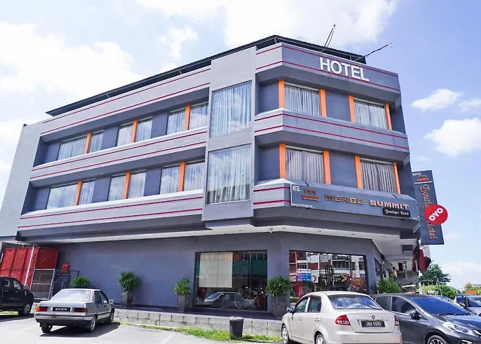 Oyo 89620 Merge Summit Boutique Hotel Teluk Intan