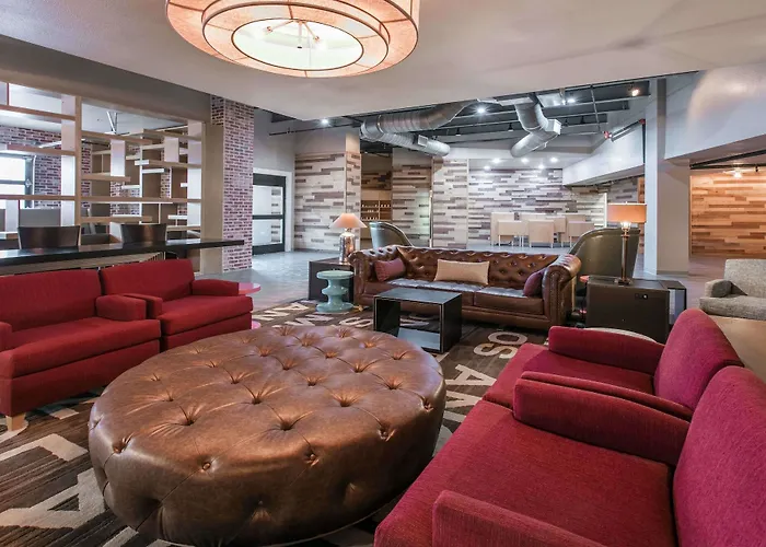 Tryp By Wyndham College Station Hotel